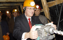 東升礦山的煤電鉆、氣動(dòng)錨桿鉆機(jī)性價(jià)比很高